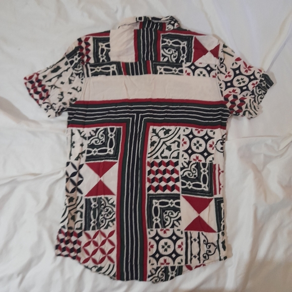 ● Fashion Nova Men Etnic Print - Picture 9 of 10